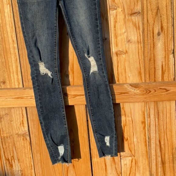 Take 50% OFF- Indigo Rein Women’s Jeans, Size- W 24/ L 27 - Picture 3 of 8